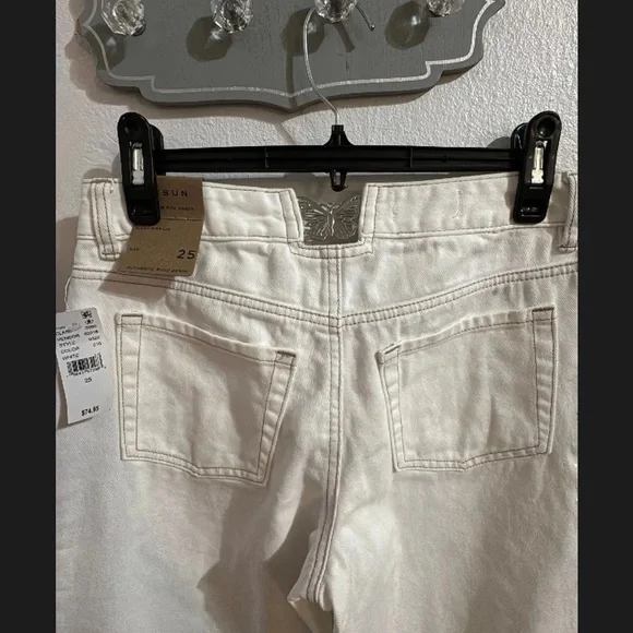 PacSun Casey Low Rise Baggy Butterfly Stamp Jeans - Picture 6 of 6